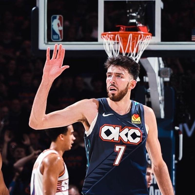 Oklahoma City Thunder, Phoenix Suns kar��s�nda seriyi 2-0 yapt�