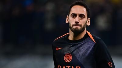 �talyanlar duyurdu! Hakan �alhano�lu'nun imza i�in tek �art� var