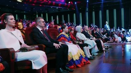 �leti�im Ba�kan� Duran: Bar�� m�mk�nd�r, karde�lik m�mk�nd�r