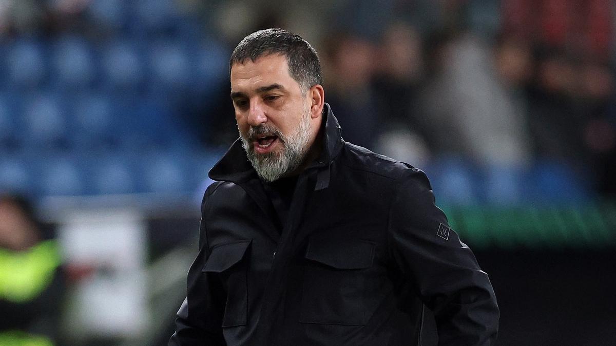 arda turan shakhtar donetsk futbol foto�raflar� resimleri