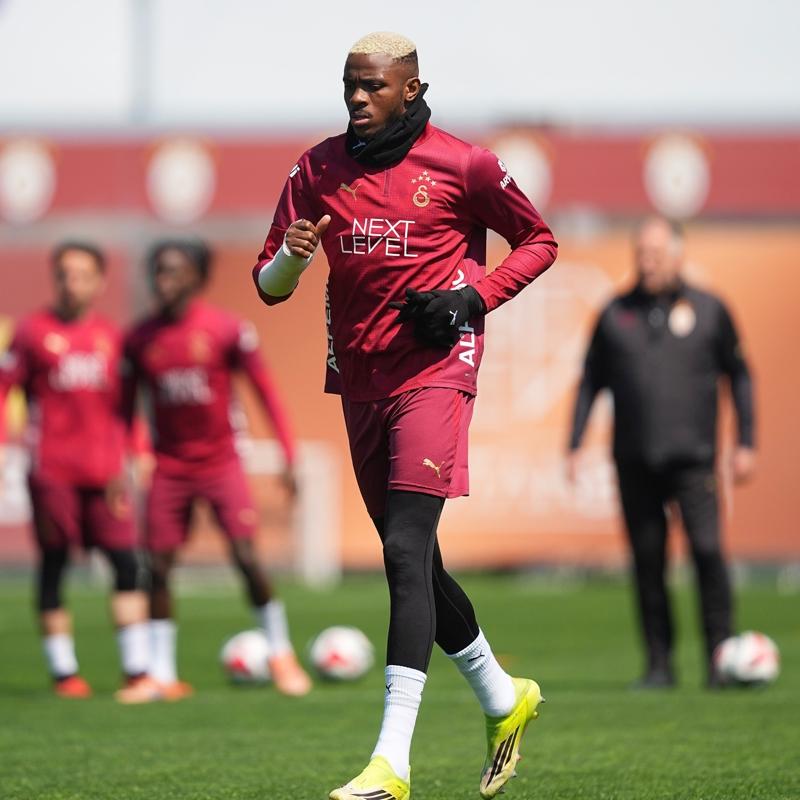 Galatasaray'da Fenerbah�e mesaisi devam ediyor