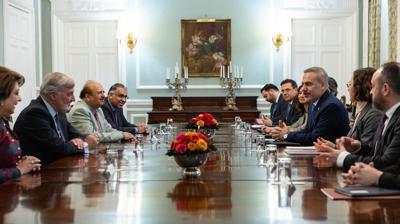 Bakan Fidan, �ngiltere'de Lordlar Kamaras� ve Avam Kamaras� �yeleriyle g�r��t�