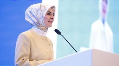 Bakan G�kta�: Gen�lerimizin geleceklerini destekleyen bir anlay��la �al���yoruz