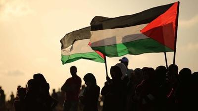 Filistin'de se�im heyecan�! Sand�k ba��na gidiyorlar