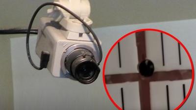 Gizli kamera rezaleti! Kom�usunun banyosunu izledi