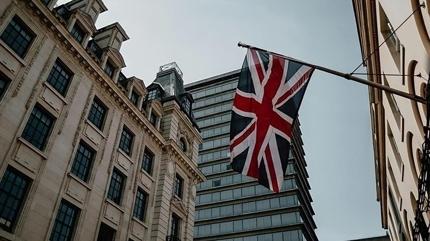 �ngiltere'den ABD'ye �Adalar� resti: Hi�bir �ey bunu de�i�tirmeyecek