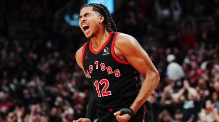 Toronto Raptors, Cleveland Cavaliers'� yenerek seriyi 2-1 yapt�