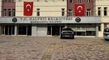 Halfeti Belediyesine operasyon! 49 ��pheli yakaland�