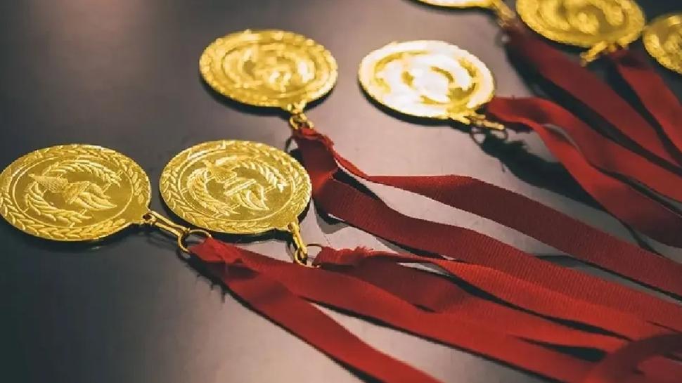 25 Nisan Cumartesi: Gram, �eyrek ve yar�m alt�n ka� TL? ��te anl�k alt�n fiyatlar�...