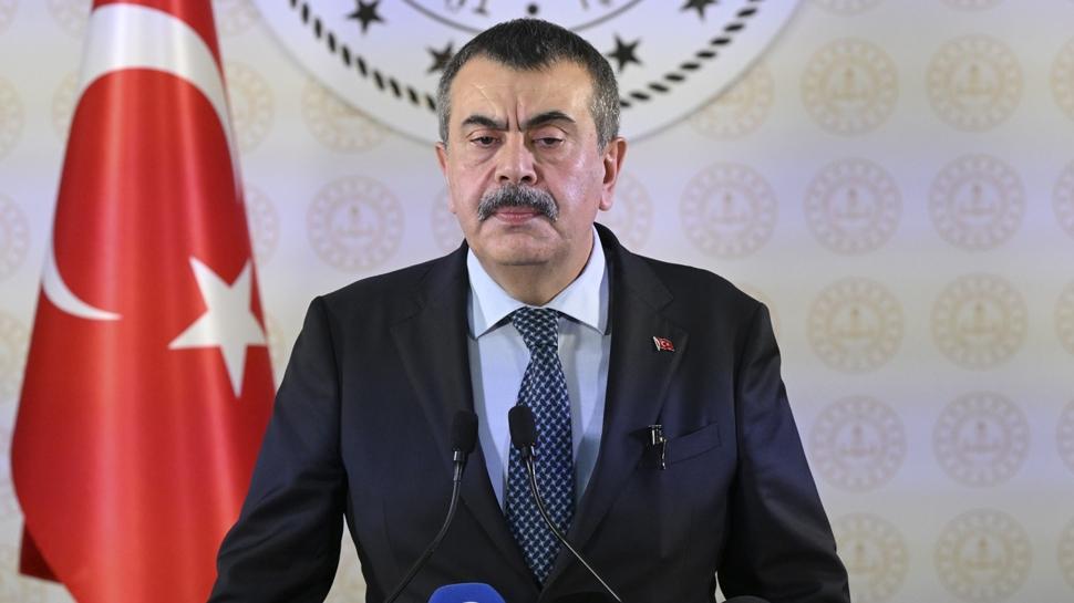 Bakan Tekin: Bu milletin çocukları bizim gözümüzde emanetin en kıymetli halkasıdır