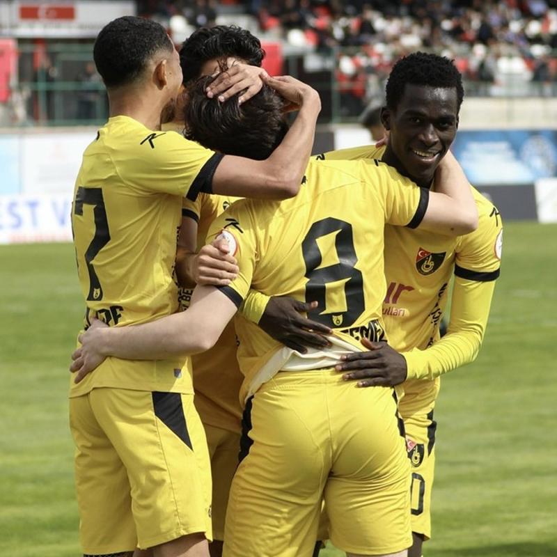 �stanbulspor, Van'da 3 puan� 3 golle ald�