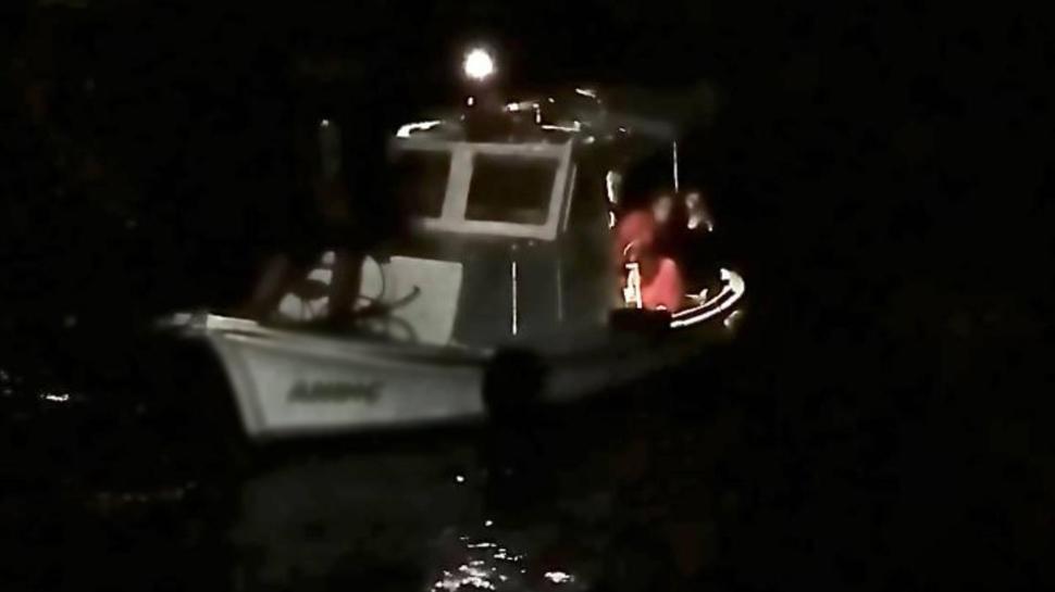 Kınalıada açıklarında arızalanan tekne kurtarıldı