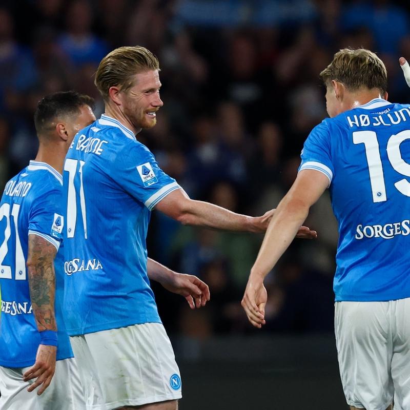 Napoli, Cremonese kar��s�nda 4 golle g�ld�