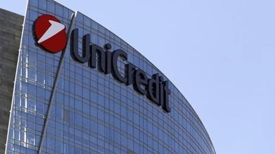 �talyan ve Alman devleri k�l��lar� �ekti... UniCredit almak i�in bast�r�yor