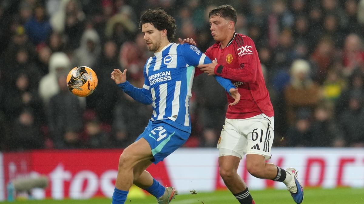 manchester united ferdi kad�o�lu brighton foto�raflar� resimleri