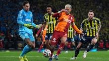 Galatasaray ile Fenerbah�e 406. kez kar�� kar��ya