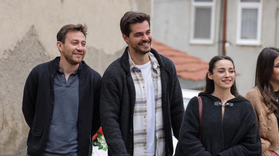 Bozkırın sıcaklığından mahalle naifliğine: 'Gönül Dağı' sevenlerin izlemesi gereken 5 nostaljik dizi!