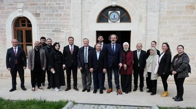 AK Parti'nin �stanbul'da esnaf ve vatanda� bulu�malar�