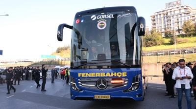 Fenerbah�e kafilesi RAMS Park'a geldi