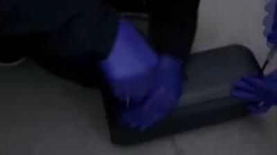 M�zik kutusundan milyonlarca liral�k uyu�turucu ��kt�