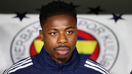 Anthony Musaba: �stanbul'daki en iyi tak�m�n kim oldu�unu g�stermek istiyoruz