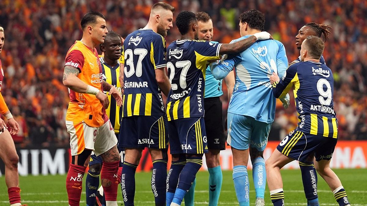 galatasaray fenerbah�e s�per lig foto�raflar� resimleri