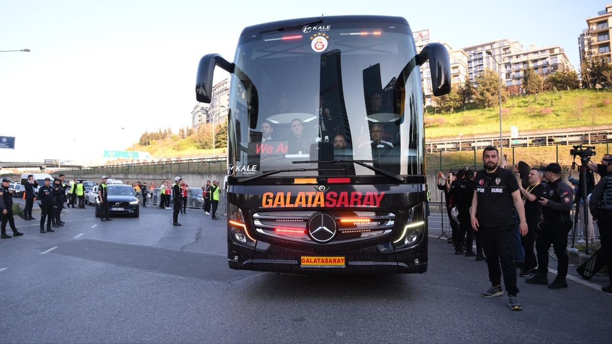 galatasaray fenerbah�e stadyum foto�raflar� resimleri