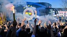 Fenerbah�e, dev derbi �ncesi stadyuma do�ru yola ��kt�