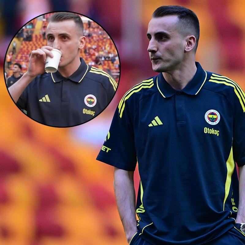 Yeniden RAMS Park'ta! Kerem Akt�rko�lu bu kez Fenerbah�e formas�yla...
