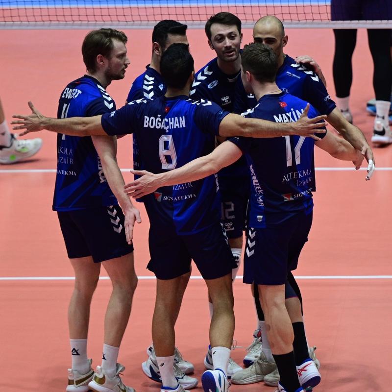Altekma'da 7 ayr�l�k birden