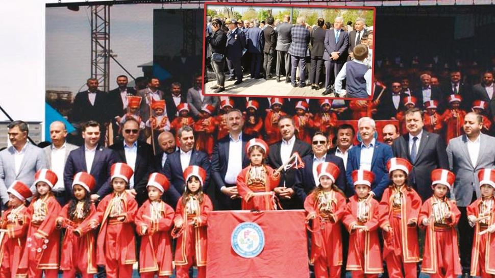 CHP'liler s�rt�n� d�nm��t�! Minik mehteran er meydan�nda