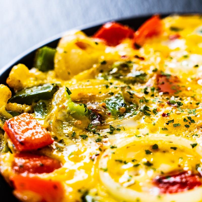 Kahvalt�l�k doyurucu omlet tarifi: 10 dakika haz�r