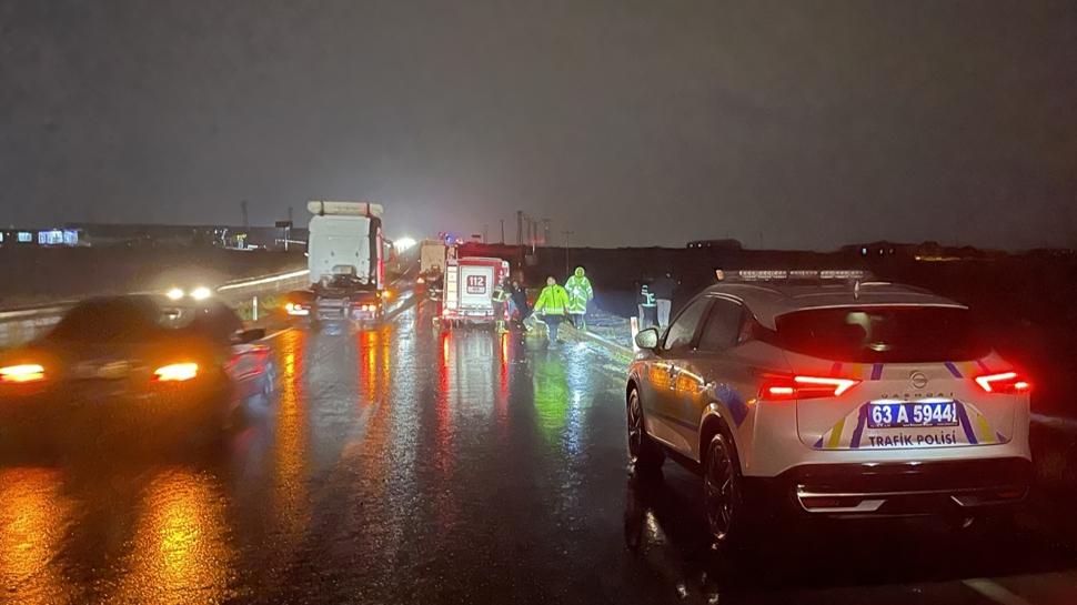 Şanlıurfa'da feci kaza: Otomobil şarampole devrildi