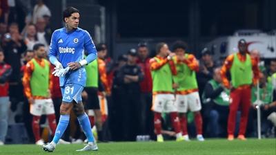 Ederson'dan gece yar�s� payla��m�! �z�r diledi...