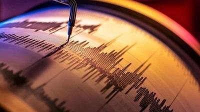 Japonya'da 6.2 b�y�kl���ndeki depremle salland�! Tren seferleri ge�ici olarak durduruldu