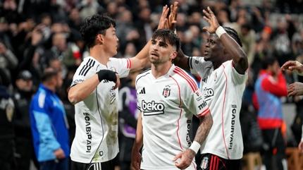 Be�ikta�'�n konu�u Fatih Karag�mr�k! ��te muhtemel 11'ler...