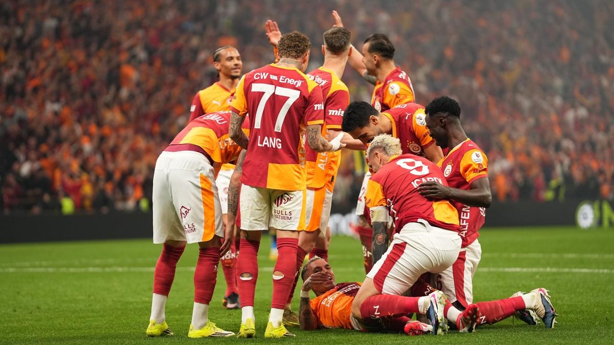 galatasaray fenerbah�e s�per lig foto�raflar� resimleri