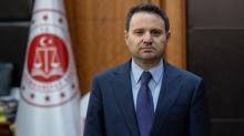 Bakan G�rlek'ten 27 Nisan E-muht�ras� payla��m�: Vesayet d�nemleri tamamen geride kald�