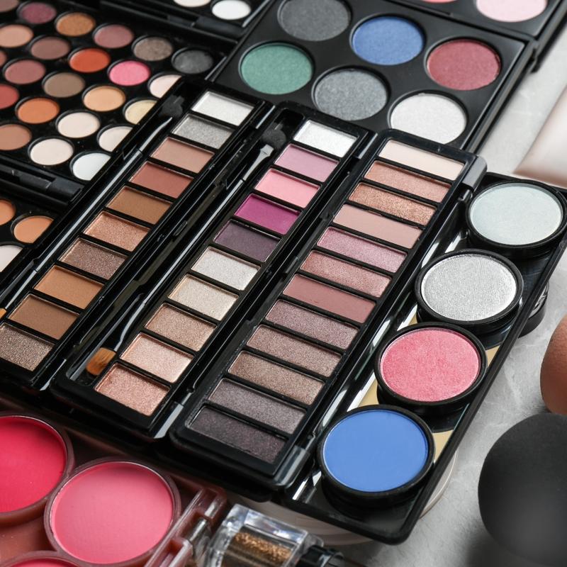 Yok makyaj�n�n p�f noktas�: Ad�m ad�m