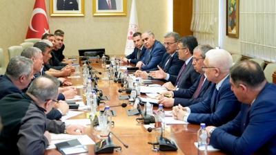 Bakanl�k uzla��y� a��klad�... Maden i��ilerinin eylemi sona erdi