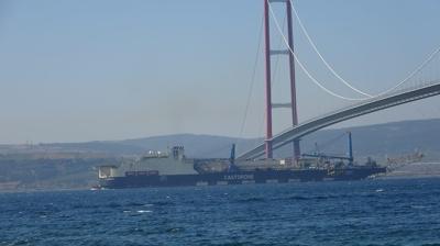 Derin deniz canavar� �anakkale Bo�az�'na girdi