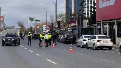 Yaral� ele ge�irilmi�ti! Polis noktas�na sald�ran ter�rist sevk edildi