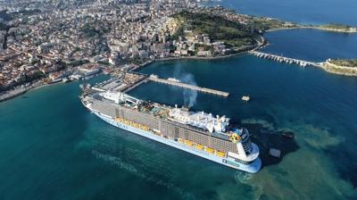 Ku�adas�'na kruvaziyerle 4 bin 600 turist geldi
