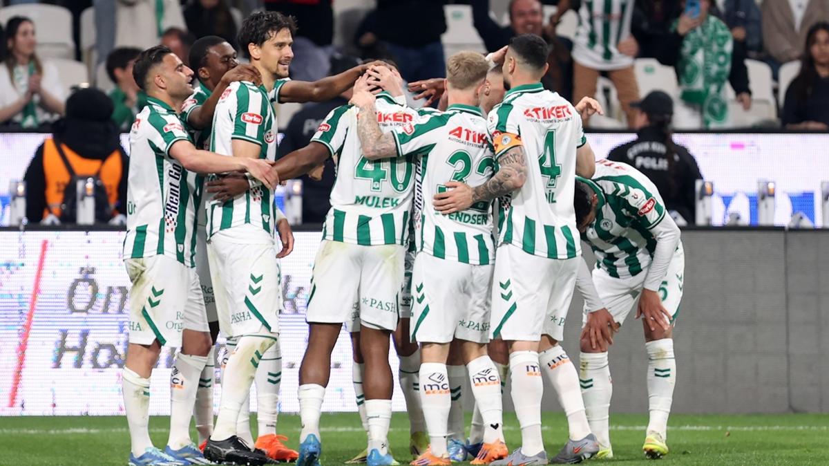 Konyaspor Trabzonspor S�per Lig foto�raflar� resimleri