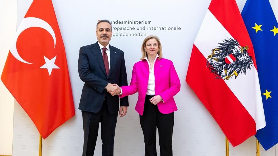 Bakan Fidan, Avusturya Uluslararası İşler Bakanı Beate Meinl-Reisinger ile görüştü