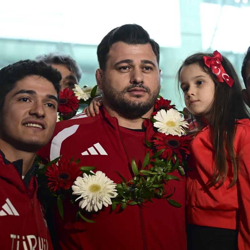 R�za Kayaalp: Taha Akg�l rekoru k�rmaya daha yak�n
