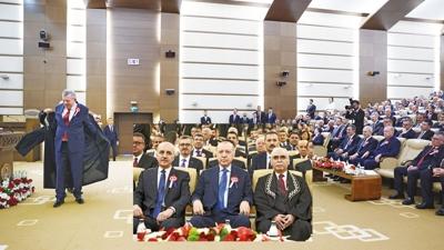 AB krizlerde donup kal�yor... �elik'ten Leyen'e cevap: