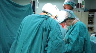 A�r� �ikayetiyle gitmi�ti! 8,5 kiloluk t�m�r y�llard�r nefesini kesiyormu�