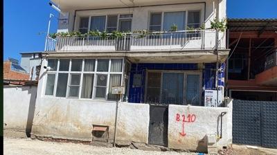 Ala�ehir'de s�r �l�m: Namaz i�in uyand�, o�lunun cesedini buldu