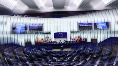 Avrupa'da bir �srail �atla�� daha! Salonun kap�s�na ast�lar